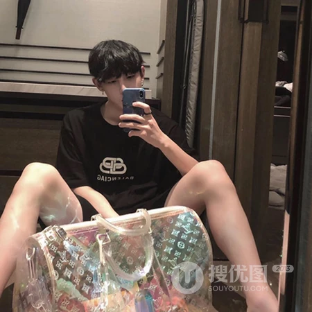 看上去很舒服的年轻情侣自拍头像两人一对推荐