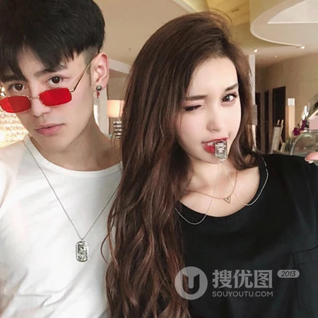 看上去很舒服的年轻情侣自拍头像两人一对推荐