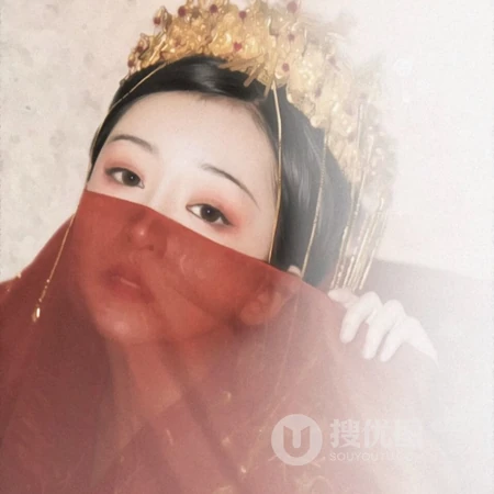 油伞难遮盛世美颜，冷酷绝美古风红衣女子唯美头像图片