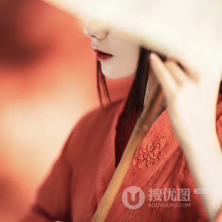 油伞难遮盛世美颜，冷酷绝美古风红衣女子唯美头像图片