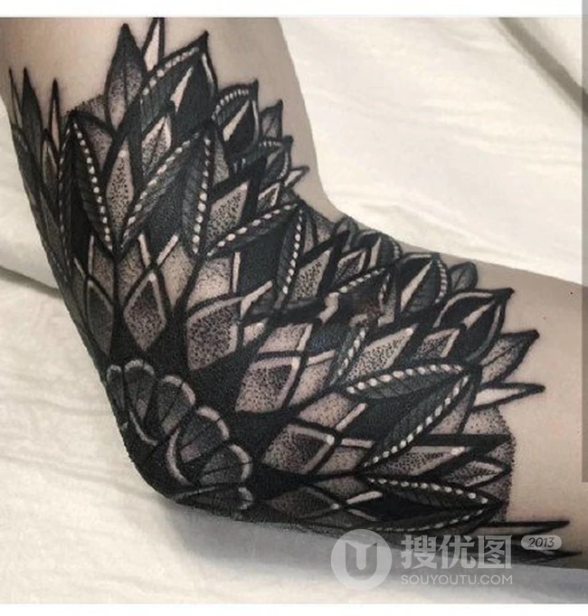 手肘，胳膊肘纹身图案，男生手肘，胳膊肘酷炫梵花纹身图案图片 第9张