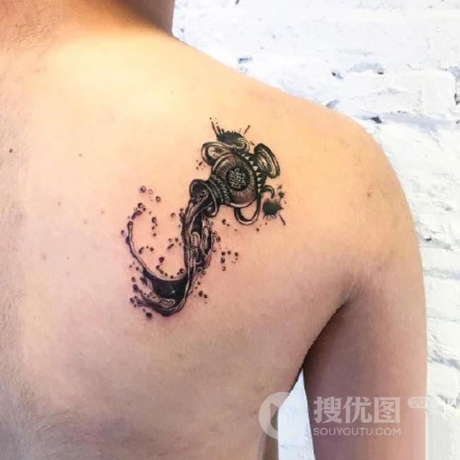 水瓶座纹身图案，适合女生的各部位水瓶星座纹身图案图片 第4张