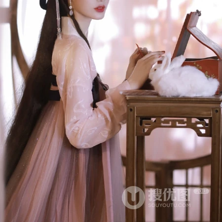 人面桃花，绝美仙气古风女生小众个性头像推荐