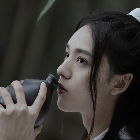 白衣洒脱的古风美男cosplay古风头像