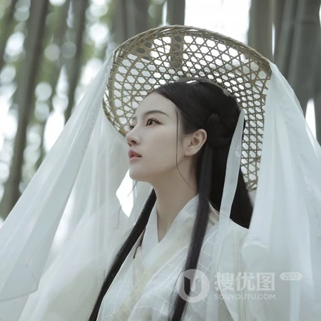 竹林中的白衣侠女头像，仙气飘飘，真美！