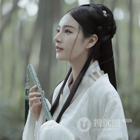 竹林中的白衣侠女头像，仙气飘飘，真美！