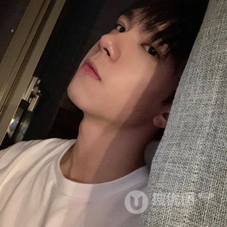 搜优图喊你换头像了，来看看这组好看的男生头像