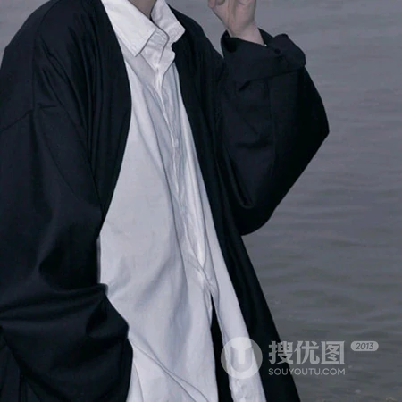 酷酷爱运动的男生适合的微信头像