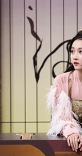 古装美人关晓彤多套古装造型舞台照片，美人起舞，曼妙多姿