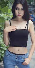 天生媚态柔美线条气质女生明娜多套服饰美图，完美诠释气质的魅力