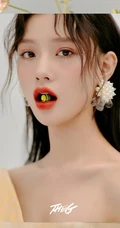 火箭少女101三大女生高颖浠，吕小雨，陈意涵合拍写真图片集