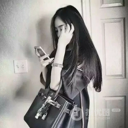 狂拽高逼格的韩系长发女生微信头像图片