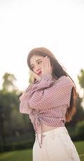 鞠婧祎唯美清纯户外逆光写真照图片