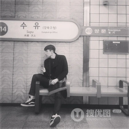 不露脸动漫男头像，伤心，失恋QQ头像图片