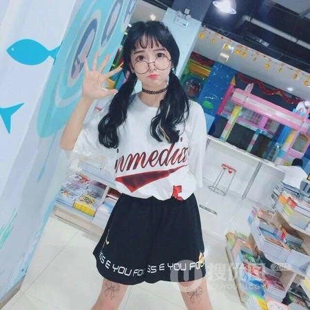 嘟嘴卖萌，可爱漂亮的小女生QQ头像图片