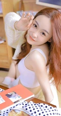 浅粉时髦染发女生短款背心短裤着装显白皙线条感小气质写真美图