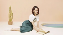 美女李沁纯美写真活脱脱一个邻家小姐姐