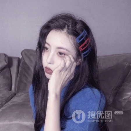 开心长发飘飘的女生微信头像推荐