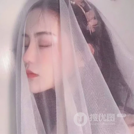 女生与花的微信QQ头像冷门个性