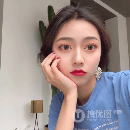 古典有年代感的女生QQ头像