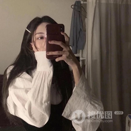 与宠物合影的女生，开心出行的女生头像合集
