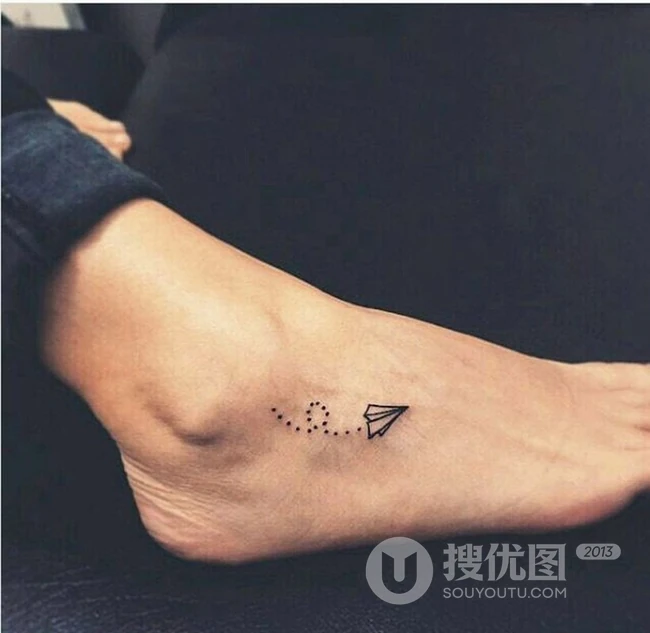 可爱、卡通、动物小纹身图片，女生各部位小巧清新小纹身图案图片 第3张