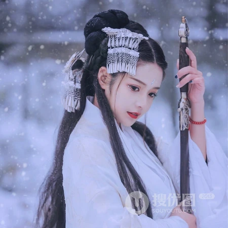 雪中白衣古风女头像，仙气飘飘太美了