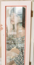 齐肩短发苗条爱笑女生气质肩带家居服热裤短裤私密写真图片集