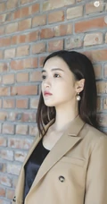 孙嘉琪清爽气质职业装西装长裤写真图片