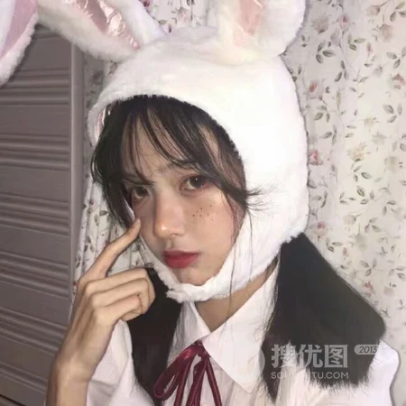 抖音热门的戴帽子的女生酷头像图片