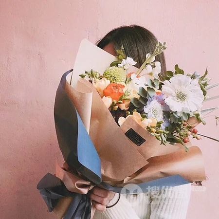 微信女生头像套图不装了我摊牌了，老娘就是这么美