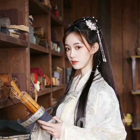 书香门第古风女生头像图片，文雅端庄的古代女生头像