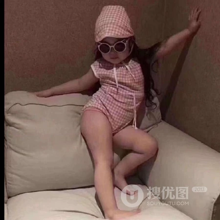 二逼少女欢乐多，搞笑小孩的二逼表情头像图片