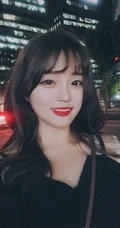肉肉身材韩国修身女生播主Coco气质吸睛写真，生活照图片图集