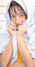 浅粉泳池女生小妹气质紧身暖黄泳装戏水清透116女生写真