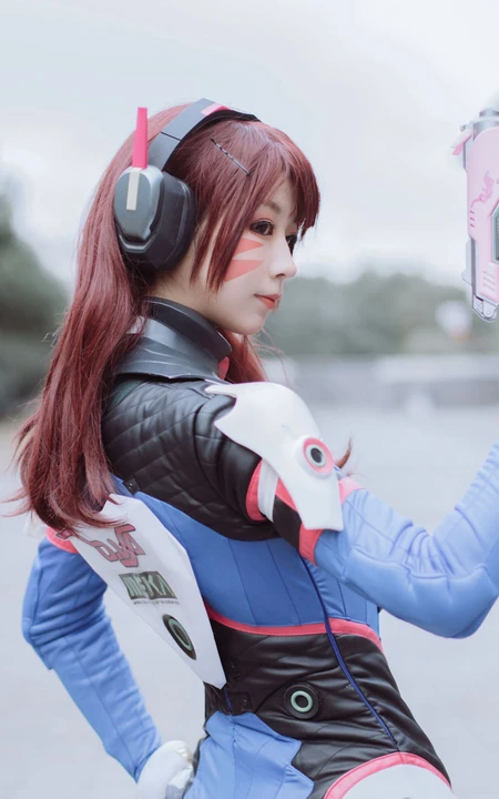 室外女生cosplay&ldquo;守望先锋&rdquo;主角鉴赏第二弹人像摄影图片