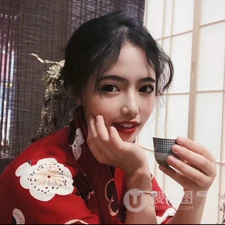 拿纸扇穿和服的日本女生个性QQ头像图片
