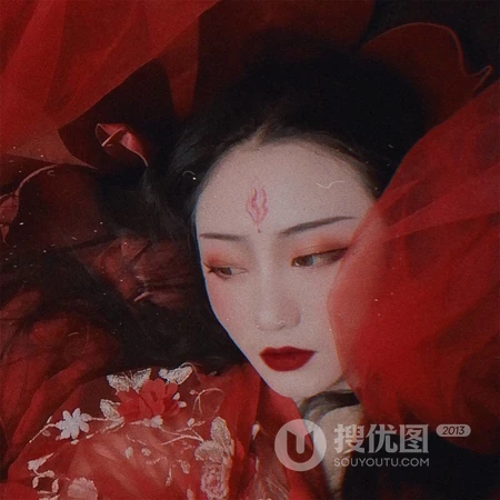 古风就要红衣女，一张用一年的古风穿红衣的霸气女生头像图片
