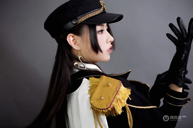 大长腿气质女生COS海贼王角色人物女帝波雅&middot;汉库克摄影图片