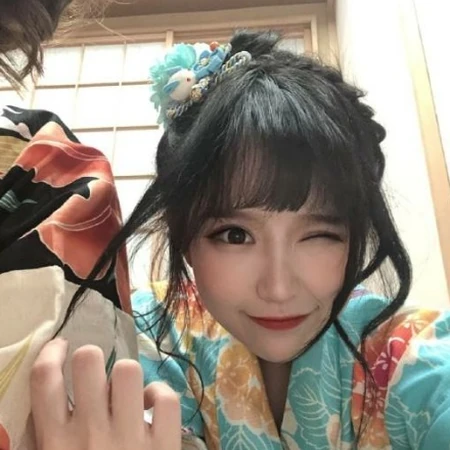 和系风格穿和服的女生小姐姐QQ闺蜜用头像4.27更新推荐