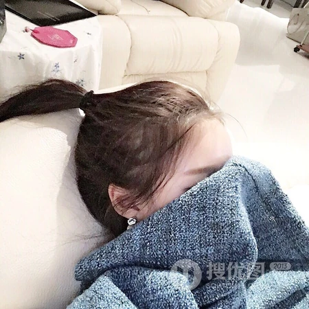 不露脸真人女生侧颜伤心心情高清QQ头像