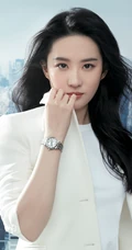 刘亦菲全白look西装套装气质美丽大方写真图片