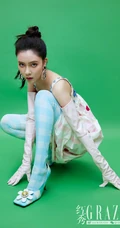 宋妍霏甜美水果主题系列服饰清新杂志封面写真图片集
