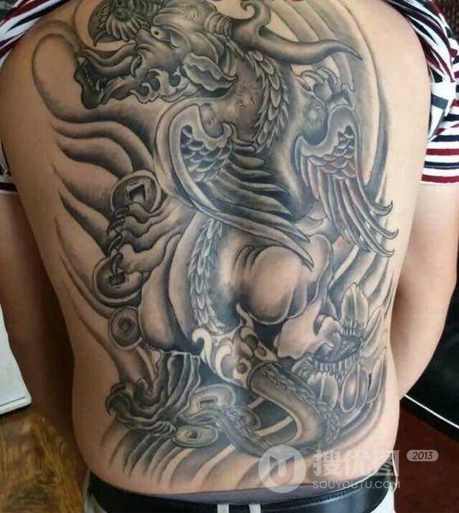 穷奇纹身图案图片作品，适合男生的神话生物穷奇纹身图片 第5张