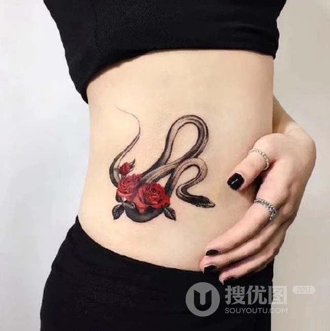 蛇纹身图案图片，女生身体各部位气质小蛇彩绘纹身图片 第1张