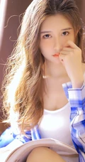 笑容甜美气质时尚浅粉女生小姐姐格纹衬衣下的苗条身材真动人
