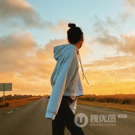 拥抱太阳，超人气抖音推荐不露脸女生背影头像