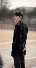 电视剧《The King：永远的君主》李敏镐拍戏花絮剧照图片