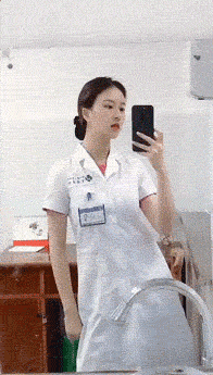 护士小姐姐的下班日常，这么气质的护士你喜欢吗？