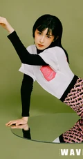 哈妮克孜漫潮四月刊杂志写真图片，乖女孩也有一颗爱冒险的心